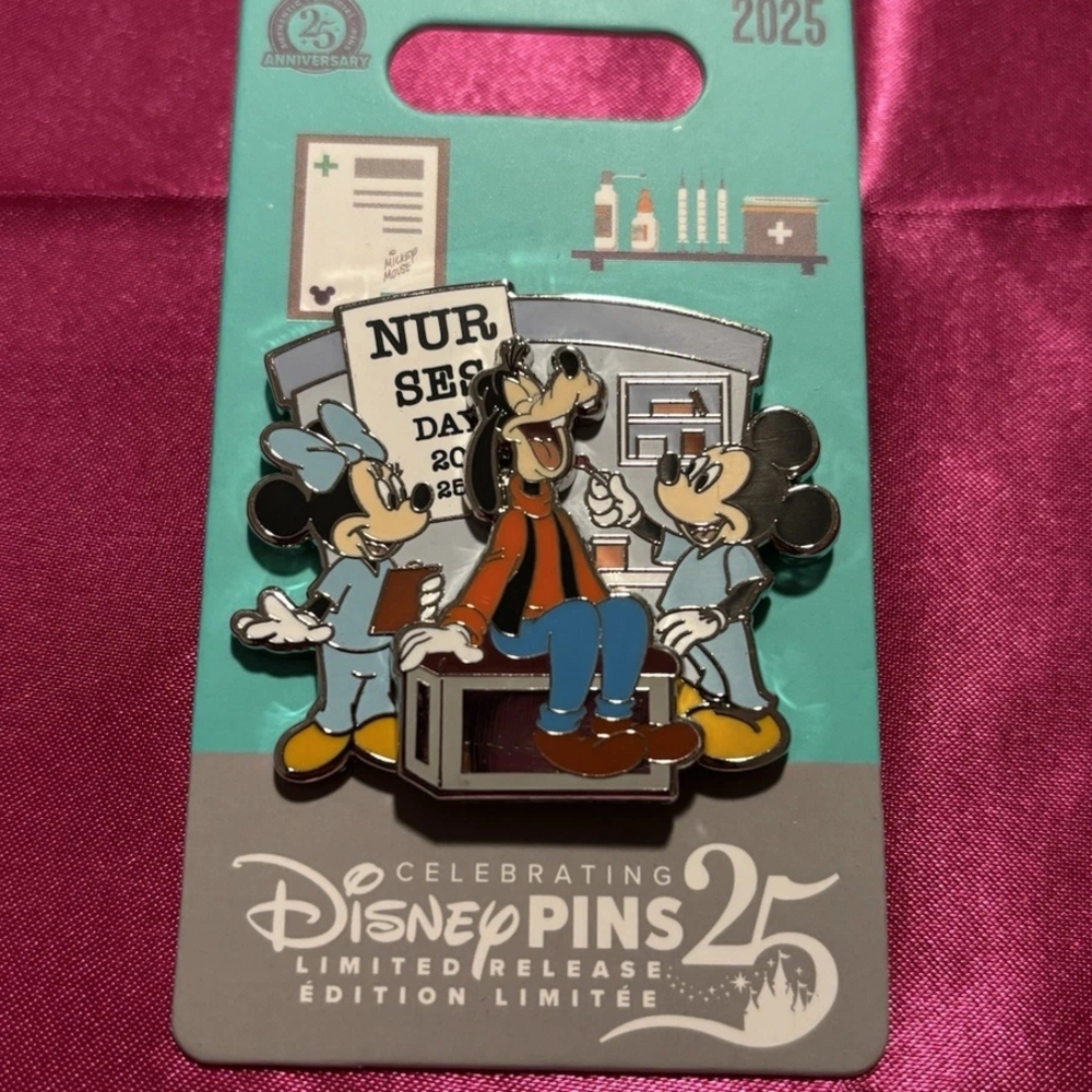 Disney Nurses Day Pin 25th Anniversary Limited Edition